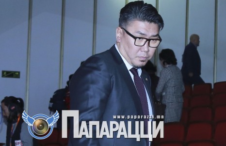 УИХ-ын “улайдаггүй” даргын ДАРГА хүү