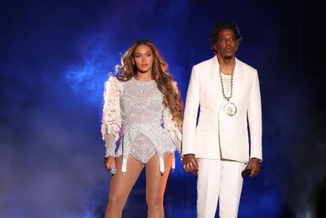 Beyonce, Jay-Z нар байрны зээлдээ сард $200,000-ыг төлдөг