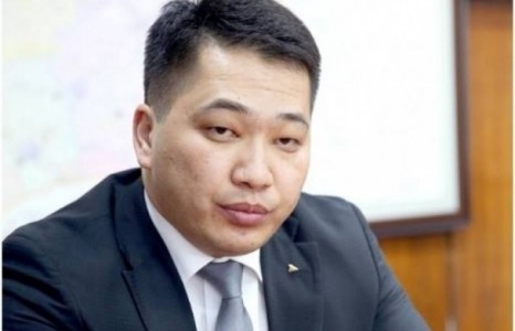 Ерөнхий сайд Н.Хүрэлсүхийн туслах Н.Энхбаатарыг ахин нэг сар хорих шийдвэр гарлаа