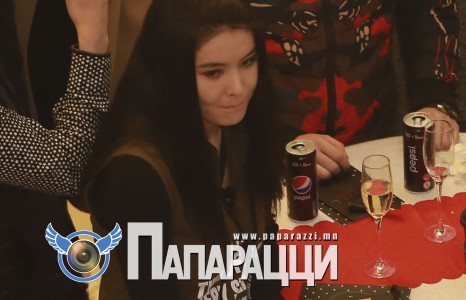 Мисс О.Пүрэвдулам Ц.Мянганбаярын отгон амраг “асан” болов уу...