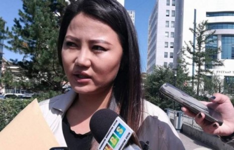 Саранзаяа УИХ-ын гишүүн асан Д.Гантулгын хэвлэлийн төлөөлөгч бүсгүйг зоджээ