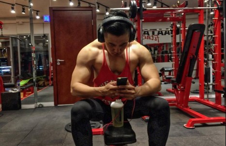 Жүжигчин Ч.Ундрал “Хит”-ийн Давааням агсны хүү Д.Даваадоржийн хүүхдийг тээж байгаа юу