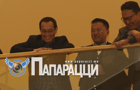 Гишүүн асан Х.Тэмүүжин дээрээс юунд жуумалзав...