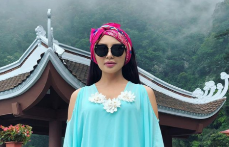 Влогоороо алдартай Ану-ийн аялал