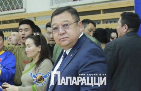 С.Эрдэнэ оюутан залуусыг бараадах болжээ