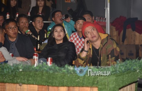 Халтуур хийн гурван өрөө байртай болсон гэгддэг I COOL-ын cool style