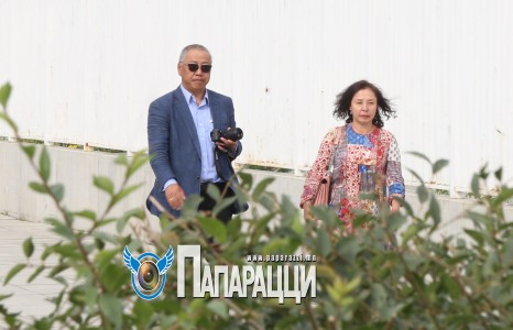 Загас усандаа, Р.Амаржаргал гэргийтэйгээ хамт байхдаа жаргалтай