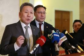 АН Л.Болдын намаасаа гарах хүсэлтийг хүлээж авсангүй
