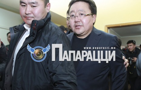 Ц.Элбэгдорж Х.Баттлуга, Ц.Нямдорж нарыг дисс хийв