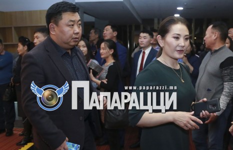 Нам гүмхэн байх болсон хос дуучид энд явна