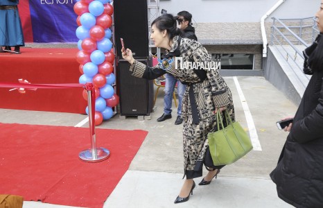 Хакухогийн нууц арын алба М.Батгэрэл сэлфидсээр...