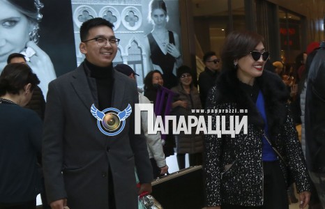 Хөтлөгч Одко өөрийн залгамжлагчтайгаа…