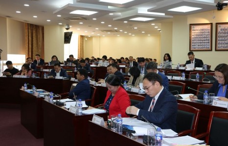 ИРЭХ ОНЫ ТӨСӨВТЭЙ ХОЛБОГДУУЛАН ТОДРУУЛГА АВЧ ЭХЭЛЛЭЭ