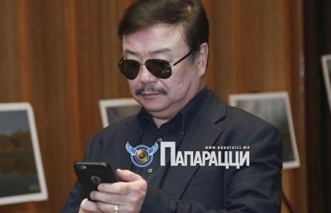 Л.Балхжавын бүх юм нь “хар”