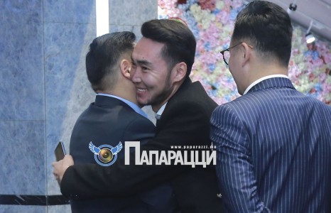 Сураггүй байсан Ц.Мөнх-Одын гэнэтийн учрал