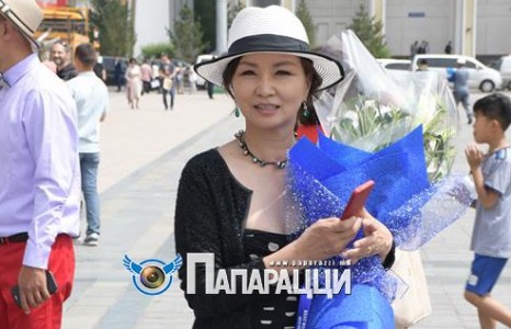 Нас бол тоо, эгч нь үүнийг батална