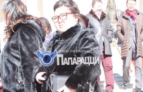 М.Энхболдын охин Э.Хуланг ажлуудаас нь чөлөөлсөн гэдэг нь ташаа мэдээлэл гэв