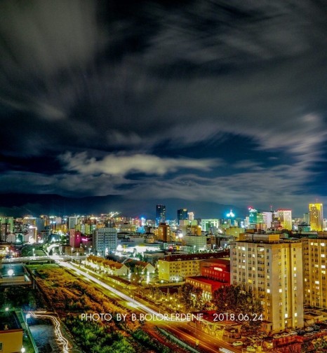 Шөнийн Нийслэл