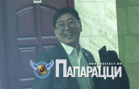 Гоо сайхны мэс заслаар өнгө нэмсэн “нэр муут” дарга