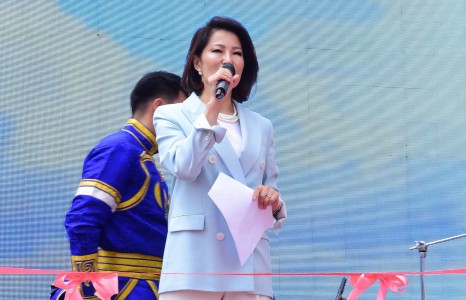 Олимпийн аварга хөтлөгч С.Чимгээгээр халтуур хийлгүүлэв