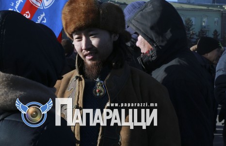 Чингисхаан талбайд морилжээ