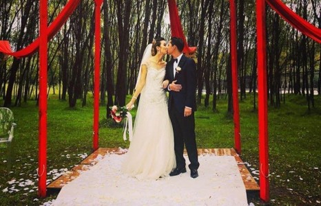 Азийн хатан хаан Г.Оюунгэрэл албан ёсоор айлын эзэгтэй боллоо