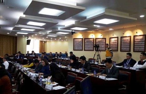 НИЙСЛЭЛИЙН ИТХ-ЫН ЭЭЛЖИТ XXI ХУРАЛДААНААР НИЙСЛЭЛИЙН АГААРЫН БОХИРДЛЫН АСУУДЛААР ХЭЛЭЛЦЭЖ БАЙНА