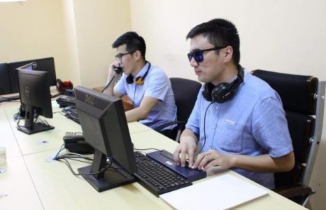 Харааны бэрхшээлтэй иргэд НД-ын “Call center”-т ажиллаж байна