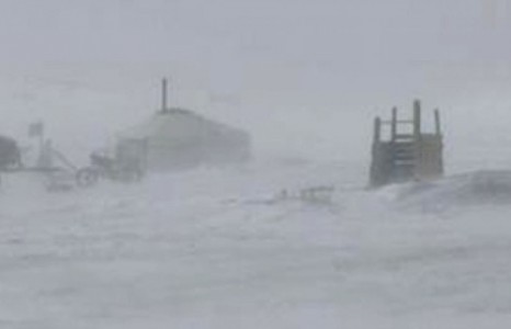 Малчид, иргэдийн анхааралд: Баруун болон төвийн аймгуудаар цас орж, цасан шуурга шуурахыг анхааруулж байна!!!