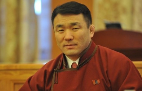 Сумьяа аваргад хандаж өвгөн миний хэлэх үг