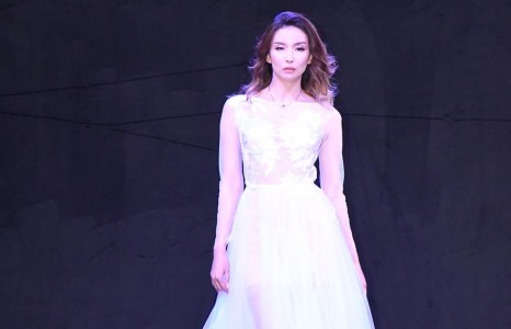 Азийн хатан хаан гэгдэх Г.Оюунгэрэл эргэн тайзнаа...