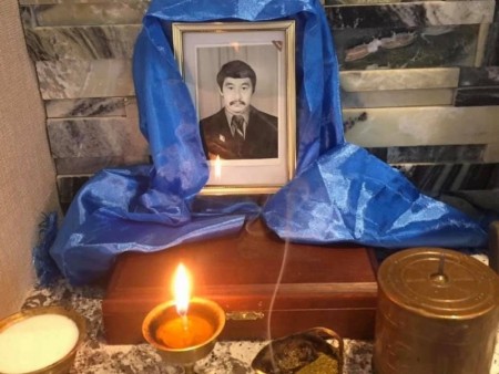 News paparazzi: АНУ-Д МОНГОЛ ИРГЭН КОВИД-19 ХАЛДВАРААР НАС БАРАВ