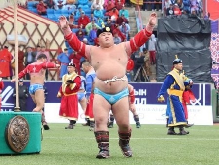 News paparazzi: Улсын аварга Э.Оюунболдын нэхэмжлэлийг хэрэгсэхгүй болголоо