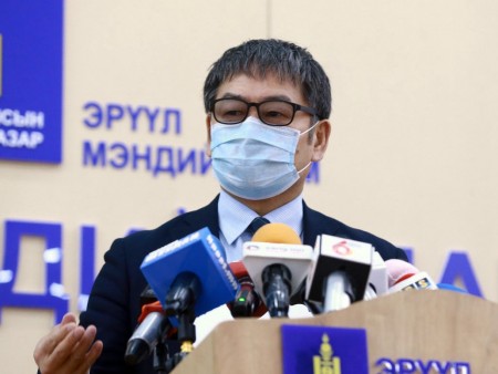 ХӨСҮТ: Алтанбулагийн боомтоор ирсэн ТАВАН ИРГЭНЭЭС КОРОНАВИРУС ИЛЭРСЭН БАЙНА.