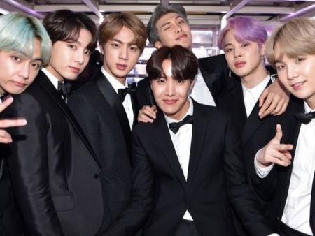 News Paparazzi:“BTS”-ийн шинэ дуу Гиннесийн гурван амжилтыг эвдлээ