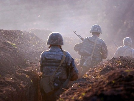 News paparazzi: Армени, Азербайжан улсууд газар нутгийн маргааны улмаас дайны байдал зарлалаа