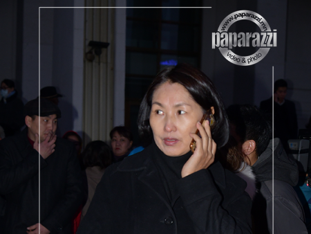 PHOTO PAPARAZZI :Онигор Идрээгийн Оюунлаг Ээж