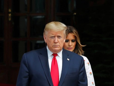 News paparazzi: ​Д.Трамп эмнэлгээс гарч магадгүй байна