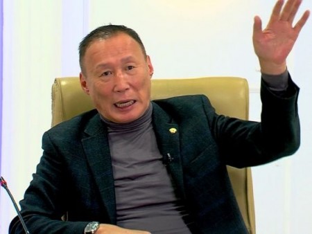 News paparazzi: Б.Жаргалсайхан: МАН энэ инерциэрээ Ерөнхийлөгчийн сонгуульд орвол аюул шүү
