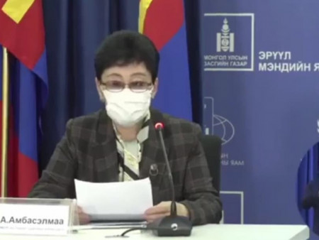 News Paparazzi : ШУУРХАЙ : А.Амбасэлмаа: 814 шинжилгээ хийхэд хоёр хүнээс коронавирус илэрлээ