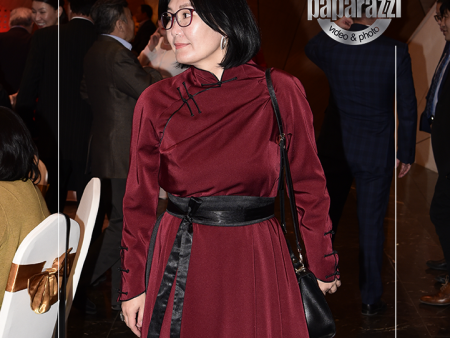 PHOTO PAPARAZZI : Сэтгүүлзүйн брэнд бүсгүй Л.Мөнхбаясгалан