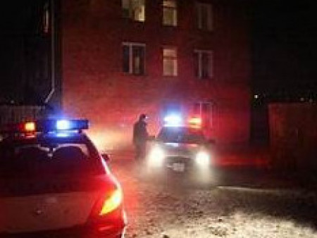 СЭРЭМЖЛҮҮЛЭГ: Согтууруулах ундааны зүйл хэрэглэсэн үедээ өөрийгөө буудаж, хороожээ