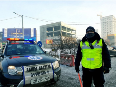 ШУУРХАЙ МЭДЭЭ : Цагдаа нар хүний амь аварчээ