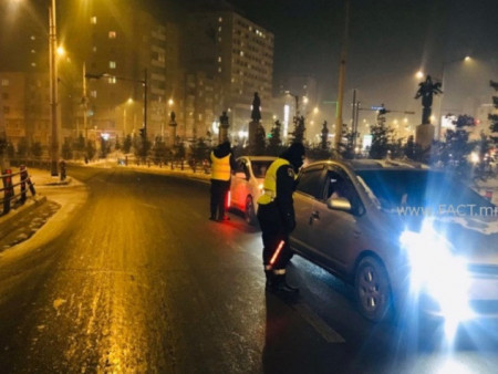 ШУУРХАЙ МЭДЭЭ : Орон нутагт ноцтой зам тээврийн осол гарч хоёр хүний амь нас хохирчээ