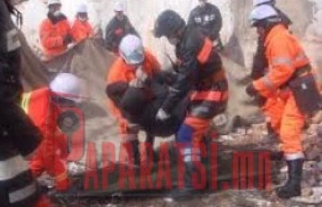 БАРИЛГАД ДАРАГДСАН НЭГ АЖИЛТНЫГ АВАРЧ АМЖСАНГҮЙ