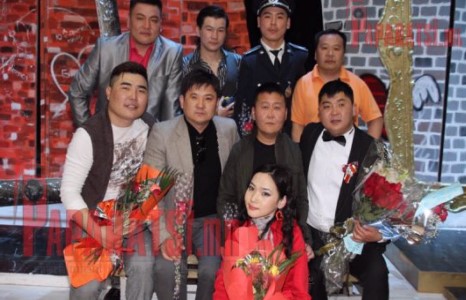 Мөрөөдлийн театрынхан багачууддаа зориулан жүжиг тоглоно