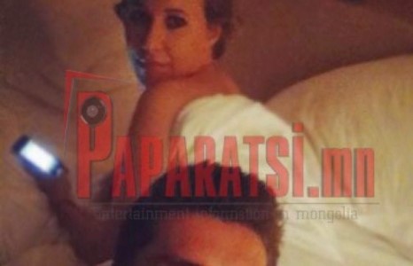 Ксению Собчак нэгэн эртэй орон дотроо... 