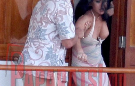 Линдси Лоханы хөх ил гарчээ