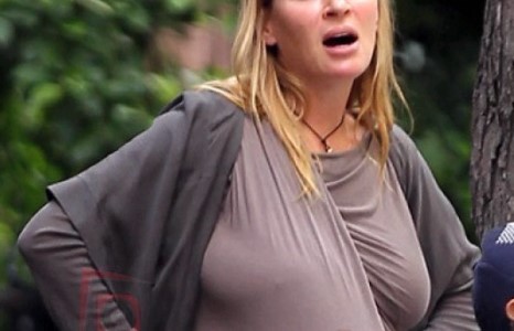 Өнөө маргаашгүй төрөх дөхсөн Ума Турман