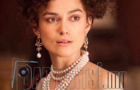 Кира Найтли орос амрагтай боллоо